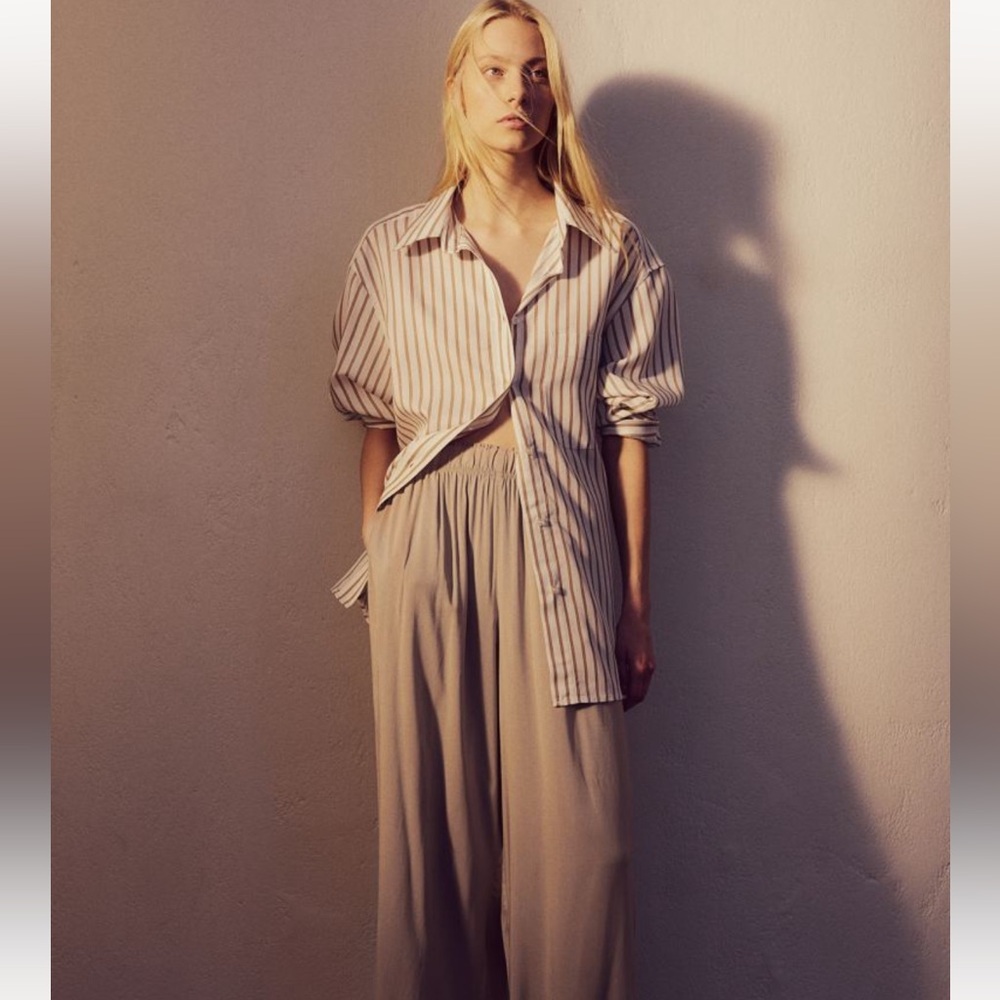 H&M crop pull on pants